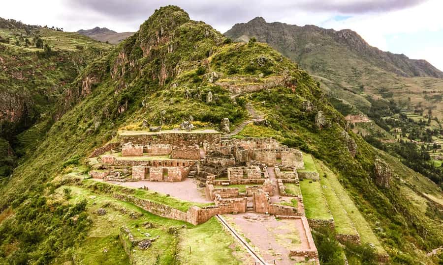 Excursion to sacred valley from Cusco with buffet lunch - Pisac Archaeological Center: Terraces, Waterways, and a Guided Read