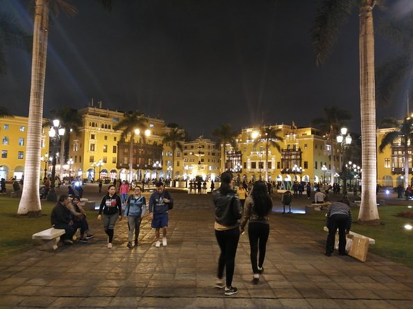 Explore the Catacombs, Lima Main Square & Magic Water Show - Centro Histórico de Lima: Plaza energy, smart walking, and easy context