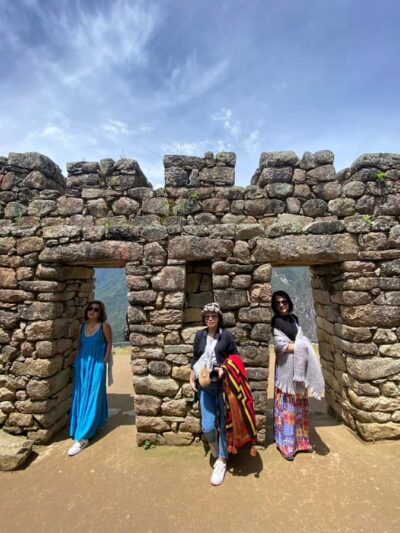 From Aguas Calientes: Machu Picchu guided tour with tickets - Getting from Aguas Calientes to the ruins (and back) without drama