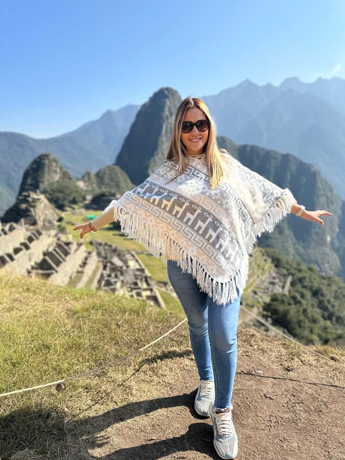 From Aguas Calientes: Machu Picchu guided tour with tickets - Who this private Machu Picchu tour fits best (and who should skip it)