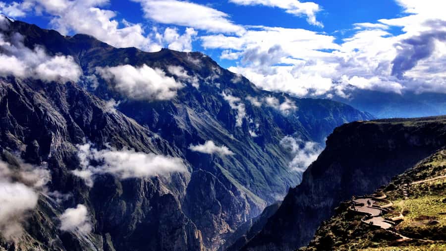 From Arequipa: Full Day Colca Canyon Tour - Chucura crater and Patahuasi at 4,800m: the final photo-circuit