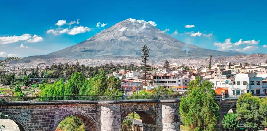 From Arequipa: Mirabus City Tour | Yanahuara Viewpoint | - Key things to know before you go