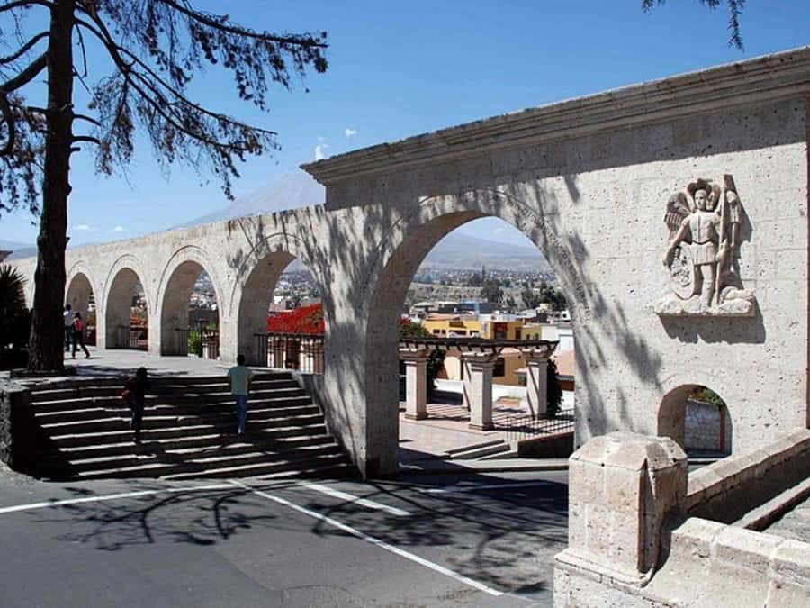 From Arequipa: Mirabus City Tour | Yanahuara Viewpoint | - Scenic route stops: Tino spa, founder’s mansion, and what that means for your day