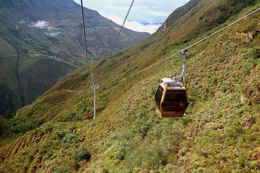 From Chachapoyas: Full-Day Tour to Kuelap Fortress - The walk to the fortress: where comfort matters