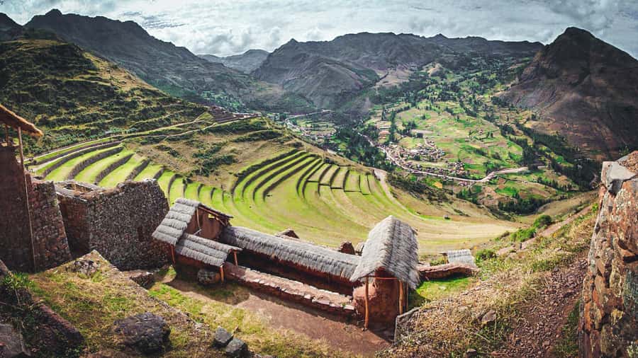 From Cusco: 2-Day Sacred Valley and Machupicchu by Train - Train to Aguas Calientes: Picking Normal vs Vistadome 360°