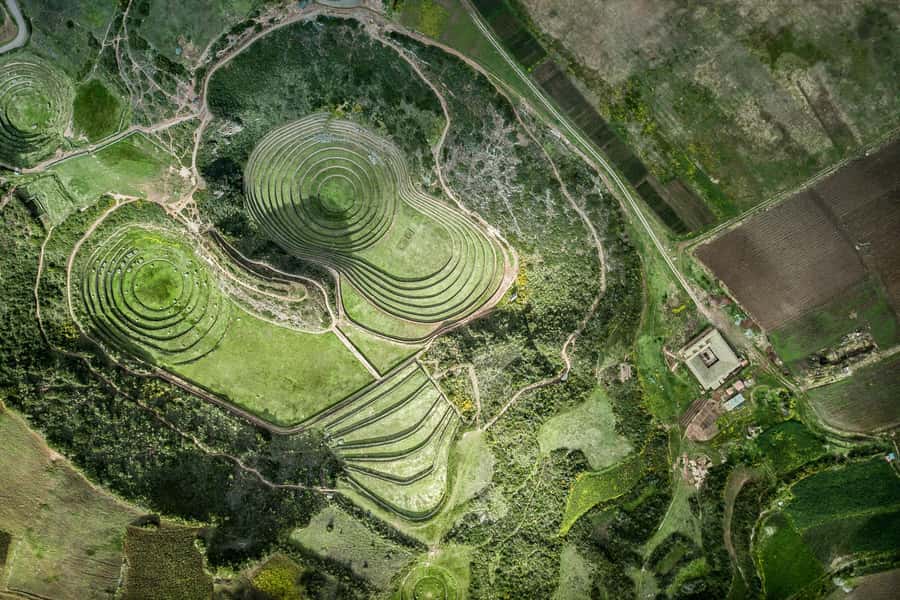 From Cusco: Chinchero Weavers, Moray, Maras Salt Mines Tour - Guide quality: bilingual explanations that help you connect the dots