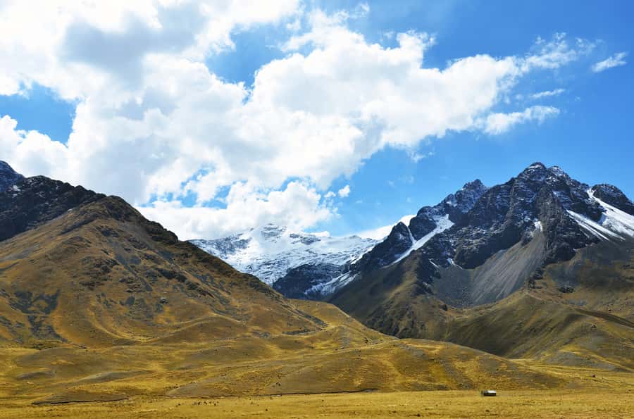 From Cusco: Full-Day Touristic Bus to Puno with Guided Tours - Andahuaylillas and St. Peter the Apostle: The Andes Sistine Chapel Feeling