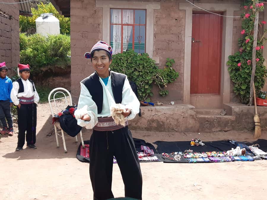 From Cusco: Lake Titicaca with a visit to Uros and Taquile - La Raya and Pukara: mountain views plus a museum break