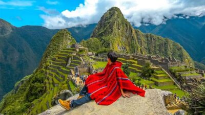 From Cusco: Machu Picchu 2-Day Inca Trail - Day 1: From Cusco train time to Wiñay Wayna’s terraces