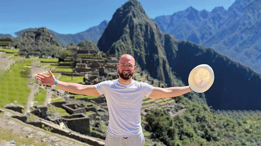 From Cusco: Machu Picchu Tour with Hiking Ticket - Food, timing, and the return to Cusco at night