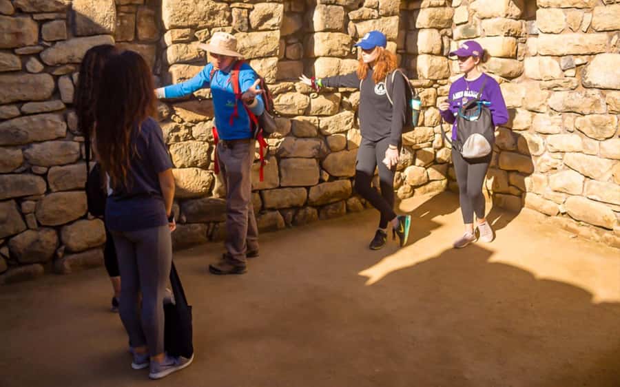 From Cusco: One-Day Round Trip to Machu Picchu by Train - Bus ascent to Machu Picchu on the second-shift style visit