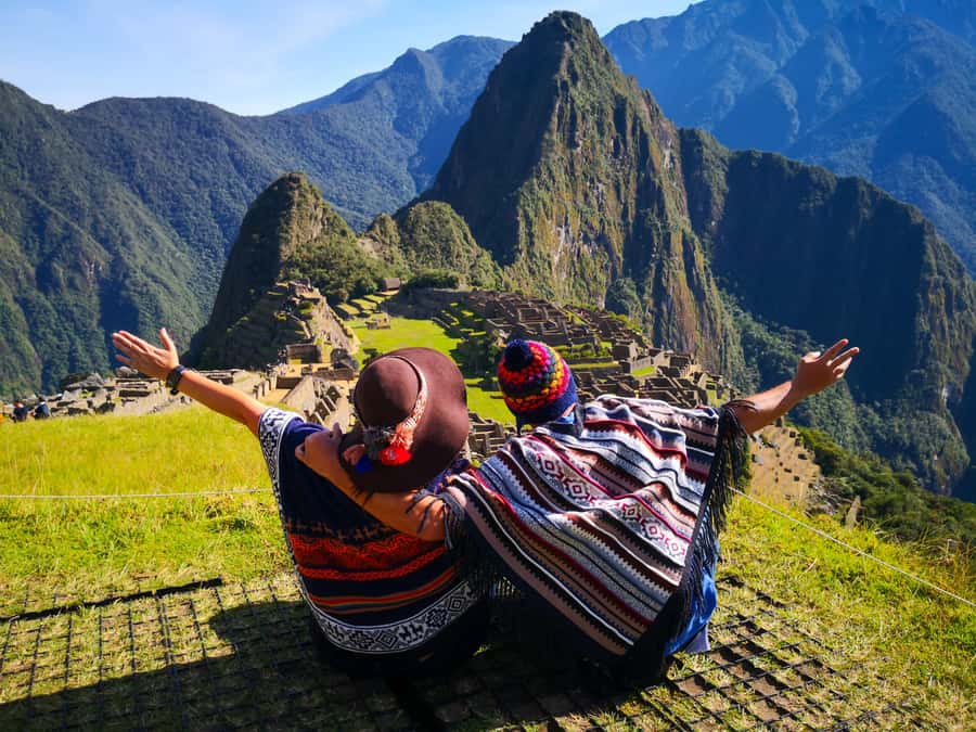 From Cusco: One-Day Tour to Machu Picchu - The Aguas Calientes break and lunch window