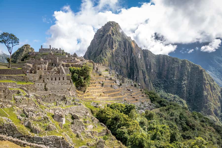 From Cusco: One-Day Tour to Machu Picchu - Cusco to Aguas Calientes: the train ride that sets the tone