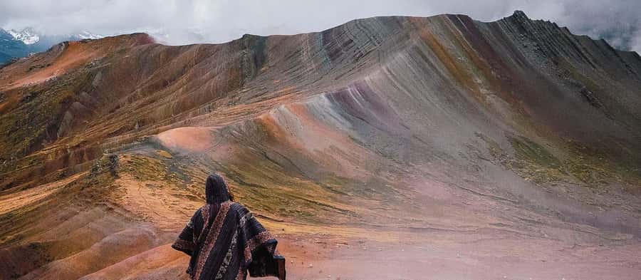 From Cusco: Palcoyo Rainbow Mountain all Inclusive - The road south to Cusipata and the bridge photo stops