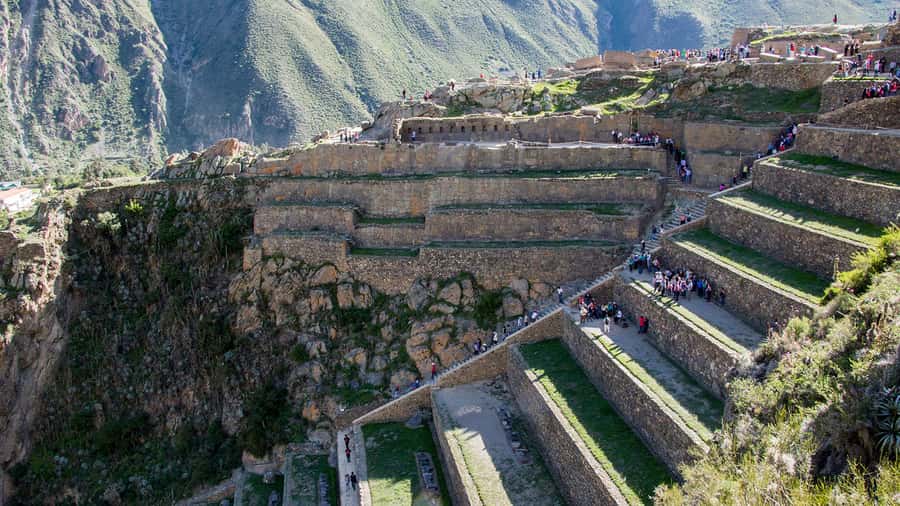 From Cusco: Sacred Valley of the Incas Full-Day Tour - Group size, guide style, and how much space you’ll get