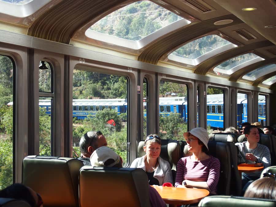 From Cusco: Train Ride and Guided Tour of Machu Picchu - Train back to Cusco: onboard music and a calmer finish