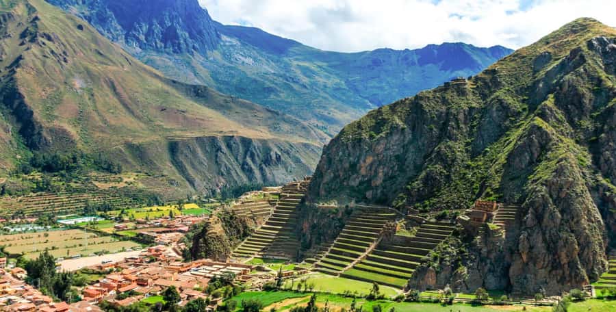 From Cusco:Chinchero, Moray, Maras, Ollantaytambo with lunch - Urubamba buffet lunch: typical Peruvian dishes that reset your day