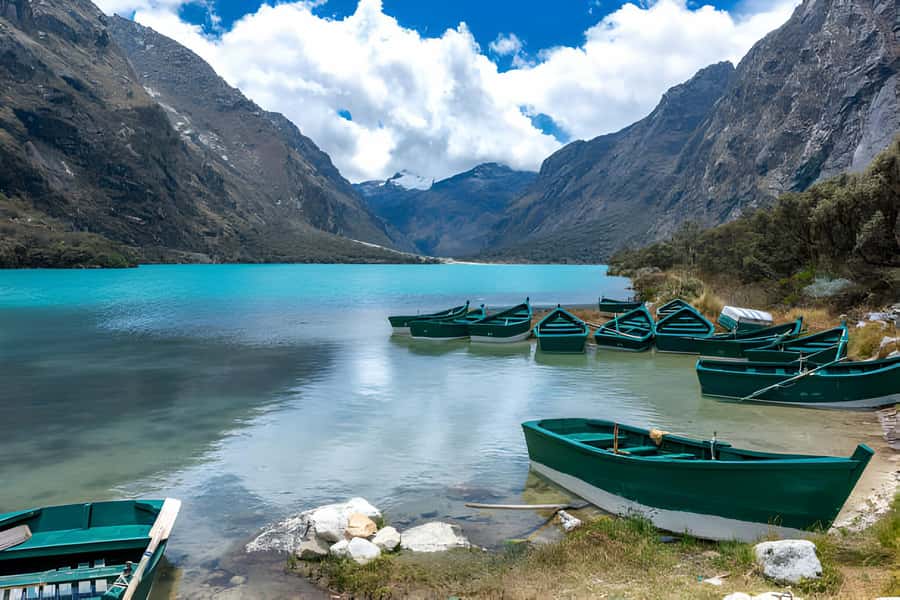 From Huaraz: Tour to Llanganuco Lakes (Chinancocha Lake) - Carhuaz First Stop: Ice Cream, Church, and Local Rhythm
