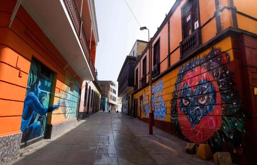 From Lima: Callao District Highlights Tour with a Guide - Murals and the Sign Workshop With sesion dmjc