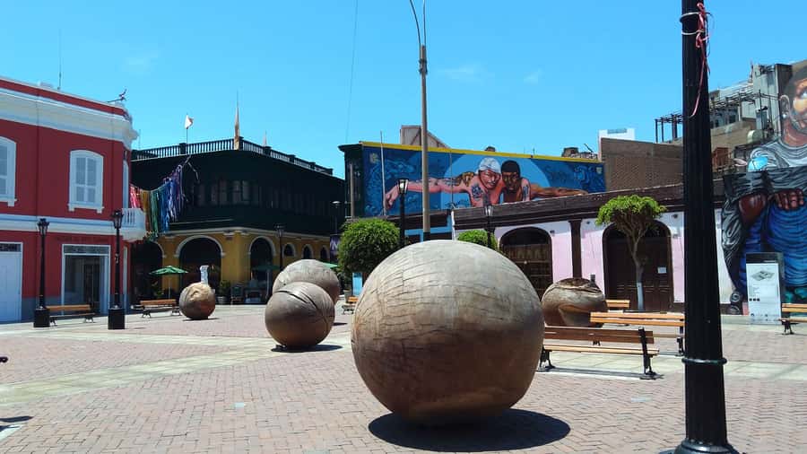 From Lima: Callao District Highlights Tour with a Guide - Timing, Pickup in Miraflores, and the Pace of the 4 Hours