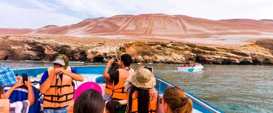 From Lima: Full Day Tour (Paracas + Huacachina) - How the day ends: dunes of Ica, then back to Lima late
