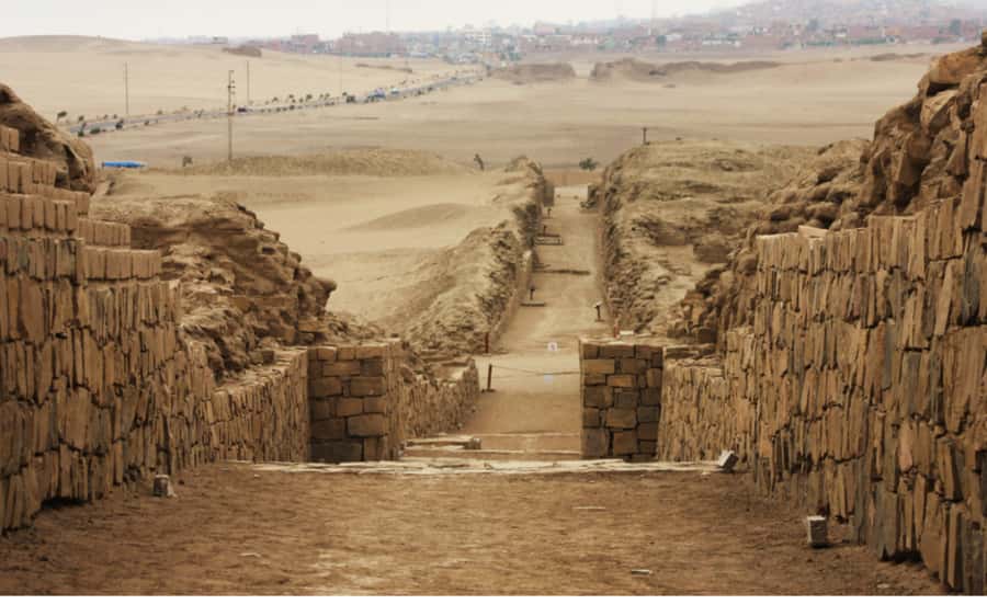 From Lima: Pachacamac Archaeological Site Guided Tour - Getting there from Lima: A/C comfort and a realistic schedule