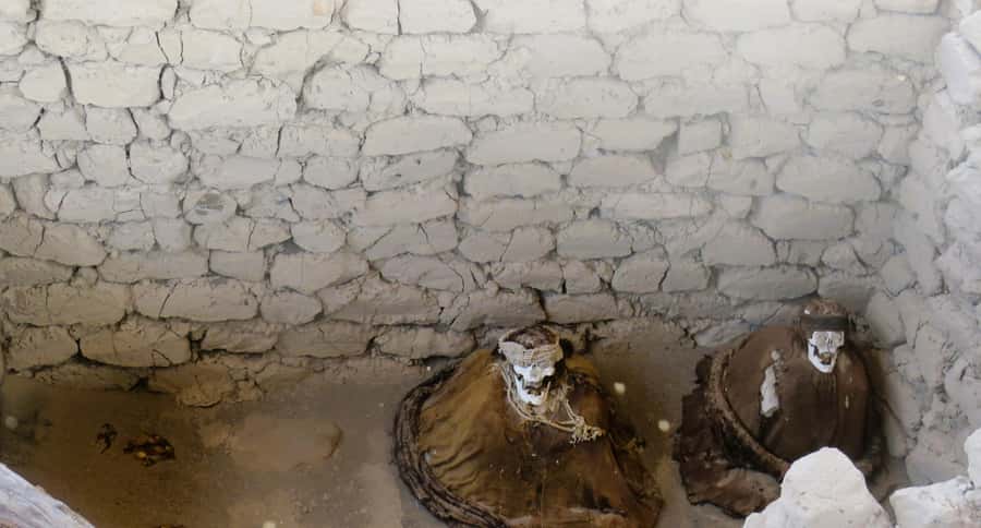 From Nazca: Chauchilla Cemetery Tour and Artisans Workshop - Chauchilla Cemetery: walking among tombs and understanding what you’re seeing