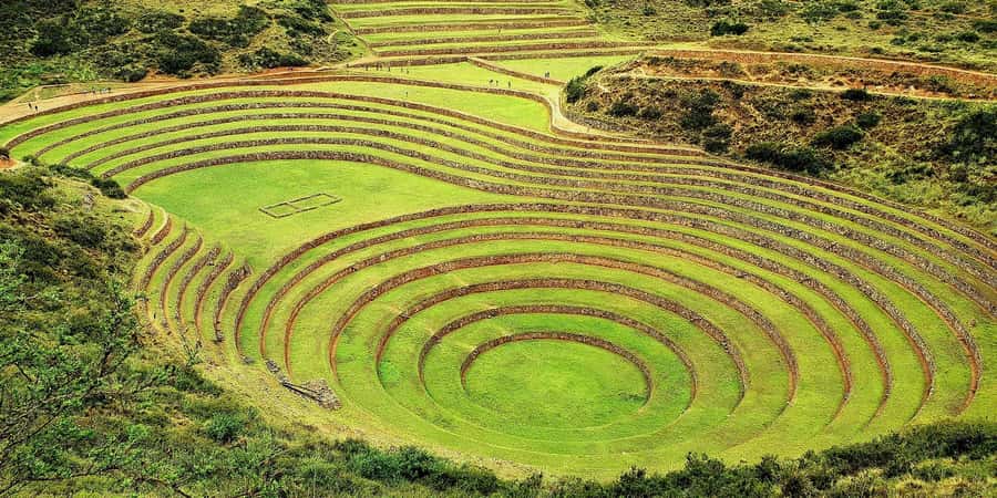 From Ollantaytambo: Moray, Maras, and Chinchero Guided Tour - Chinchero Textile Interpretation Center: Wool, Yarn, and Natural Dyes
