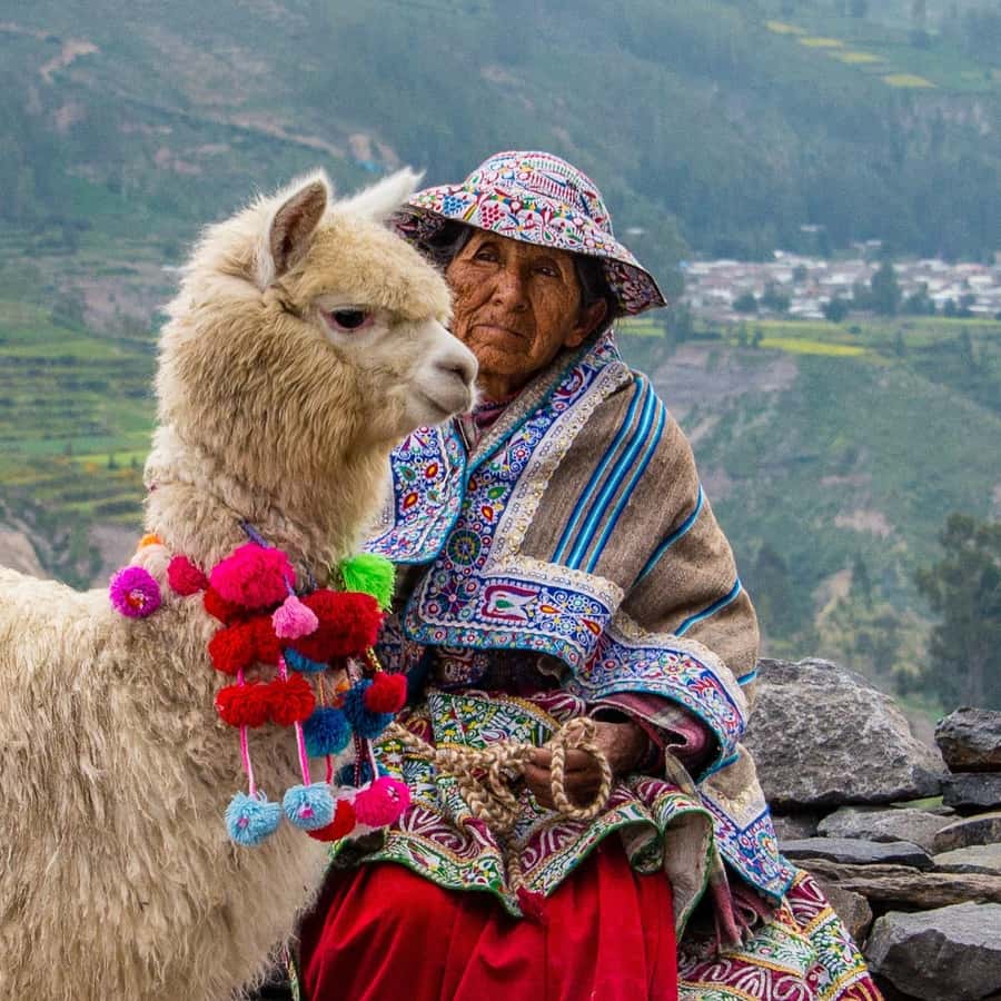 From Puno to Arequipa: 2 Days/1 Night Colca Canyon Tour - The return via Maca: church stops and a lunch break in Chivay
