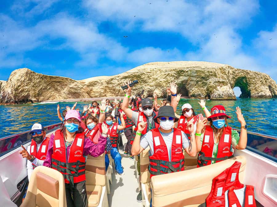 Full Day | Ballestas Islands - Beaches and lunch timing, with a return to Ica by 16:30