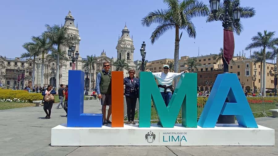 Full Day Lima: Local Market+ CityTour+ Barranco & Miraflores - Barranco’s romantic streets: Bridge of Sighs and the walkways above the city