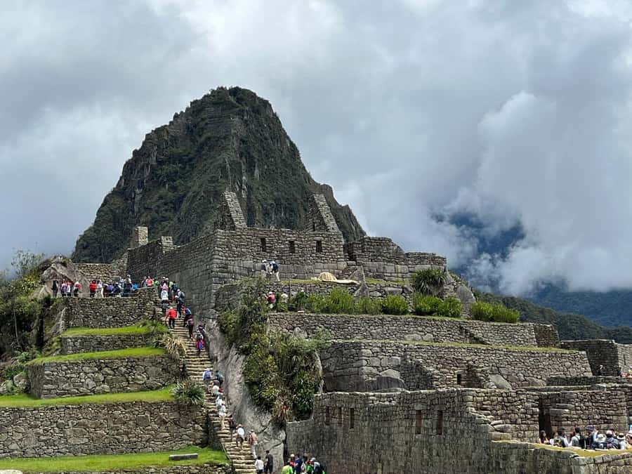 Full day Machu Picchu departing from the city of Cusco - Ollantaytambo Station and Inca Rail Voyager