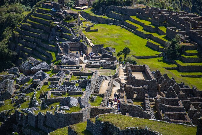 Full Day Private Tour of Machu Picchu from Cusco - Machu Picchu with a private guide: a structured 2-hour visit