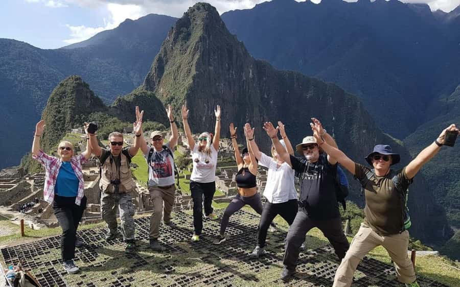 Guide in Machu Picchu - The Circuit 2 start: Inca stone steps to Casa del Guardián