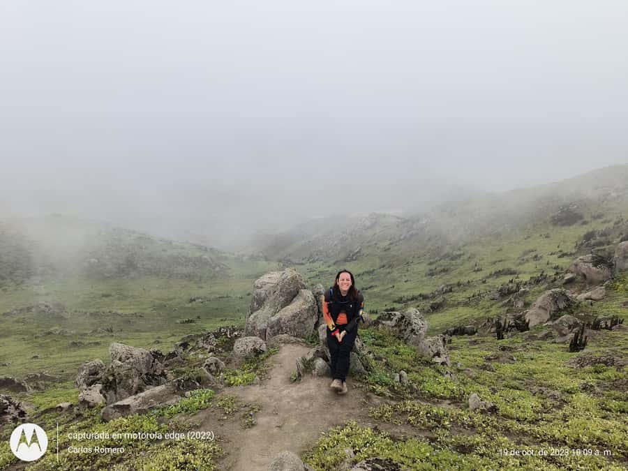 Hiking Lomas de Lachay in Lima - The 5:00 a.m. pickup and the road time reality