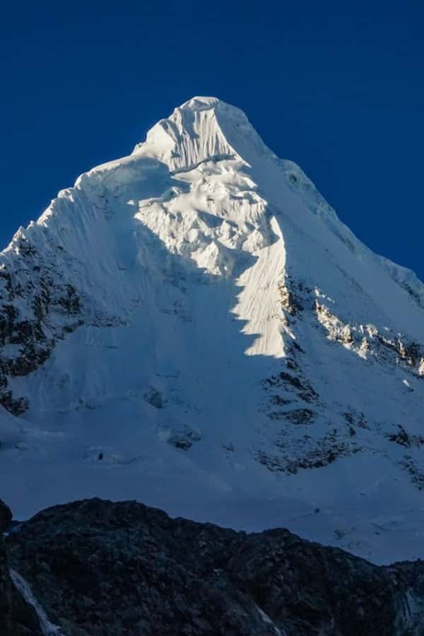 Huaraz: Full Day Rocotuyoc Lagoon + Frozen Lagoon - First step from Huaraz: Plaza de Armas pickup and a long scenic day
