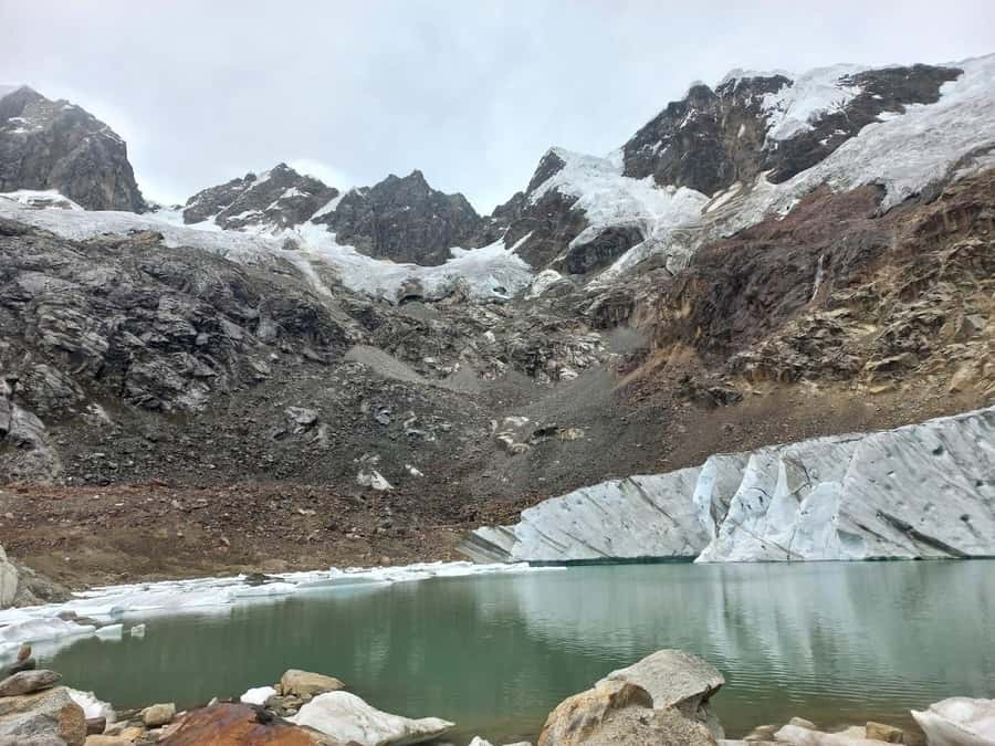 Huaraz: Full Day Rocotuyoc Lagoon + Frozen Lagoon - Mountains in view: Paccharaju, Vallunaraju, Copa Norte, Vicos, Akilpo