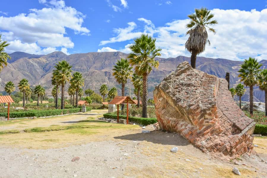 Huaraz: Full-day Tour to Lake Parón with Optional Lunch - Yungay’s May 1970 Story: When the Mountains Matter