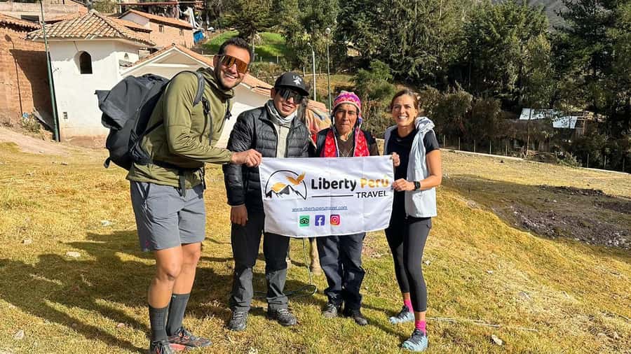 Huchuy Qosqo Trek To Machu Picchu - Cusco to Patabamba: the trek’s mood sets the tone