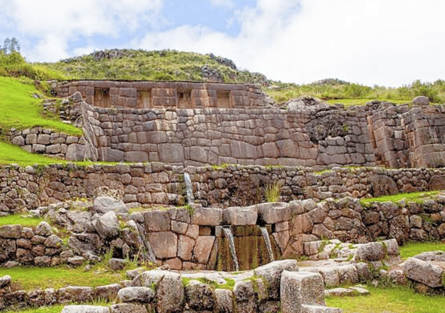 In Cusco: Saqsaywaman, Qenqo, Pukapukara, Tambomachay. - Puka Pukara: Photo Stop Energy and a Good Pace Break