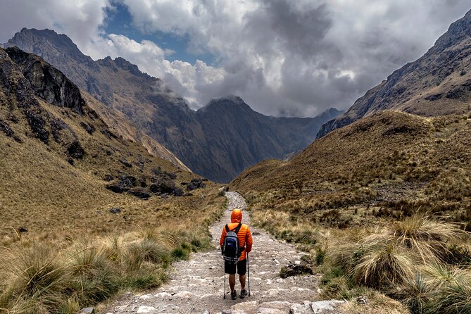 Inca Trail 4 Day Adventure to Machu Picchu with Panoramic Train - Price and Value at $950: What You Pay For, What You Don’t