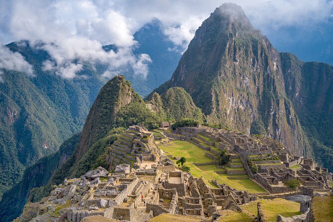 Inca Trail 4 Day Adventure to Machu Picchu with Panoramic Train - Day 2: Warming Up for the Dead Woman Pass (4,200 m)