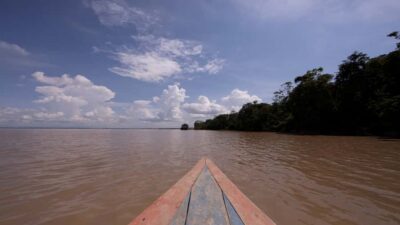 Iquitos: Piranha Fishing Experience in the Amazon jungle - The river boat ride: building time for views and a calmer start