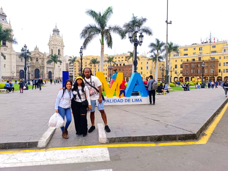 Lima: City Highlights Walking Tour & Catacombs - San Francisco de Asís Monastery: Historic Library, Bar Cordano, and Then the Underground