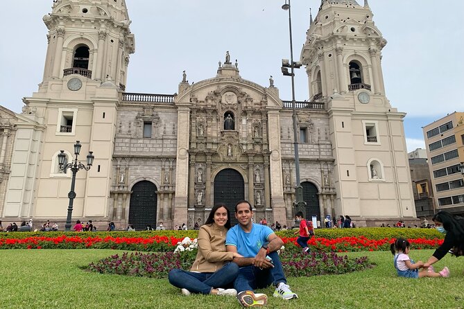 Lima City of The Kings Walking Tour Including Catacombs - Palacio de Gobierno and Lima Cathedral: see power and faith from the sidewalk
