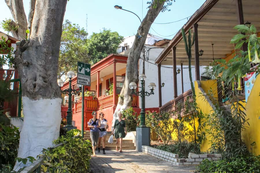 Lima Full-Day Main Attractions Tour - From Miraflores or San Isidro to Pachacamac’s pre-Inca world
