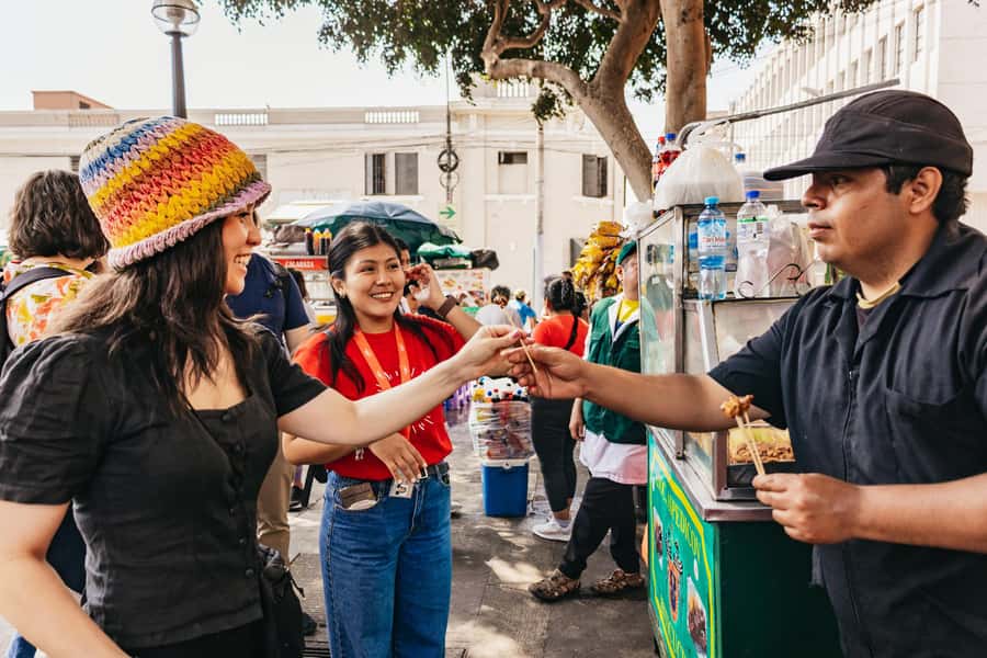 Lima: Historic Center Street Food, Market, and Eateries Tour - Timing, walking pace, and what packing light changes