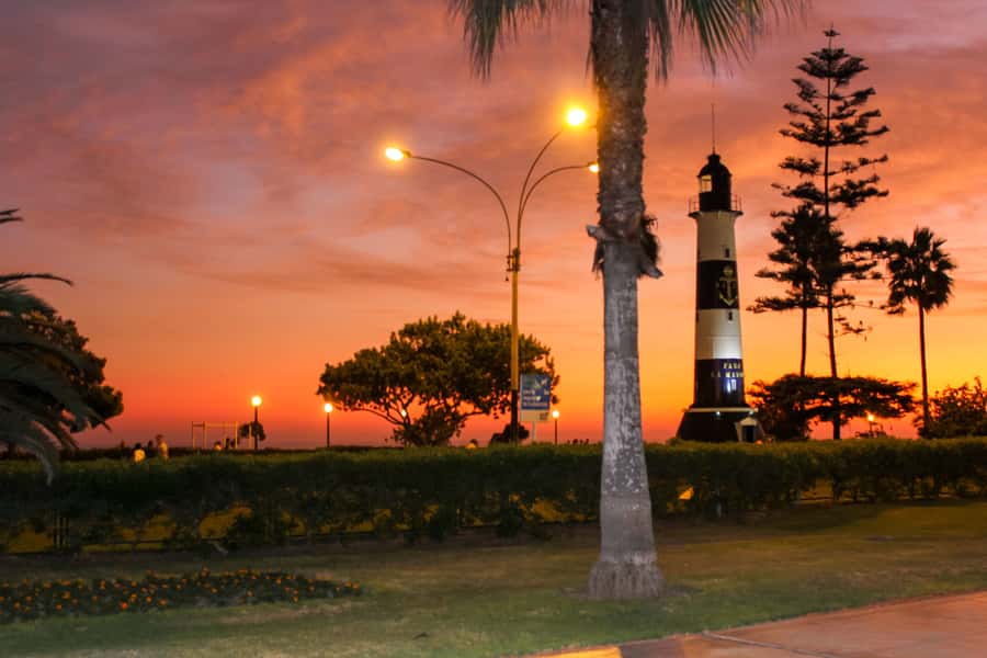 Lima: Historic Downtown, Miraflores & Catacombs Private Tour - San Isidro’s Olive Park and the Huaca Pucllana Moment