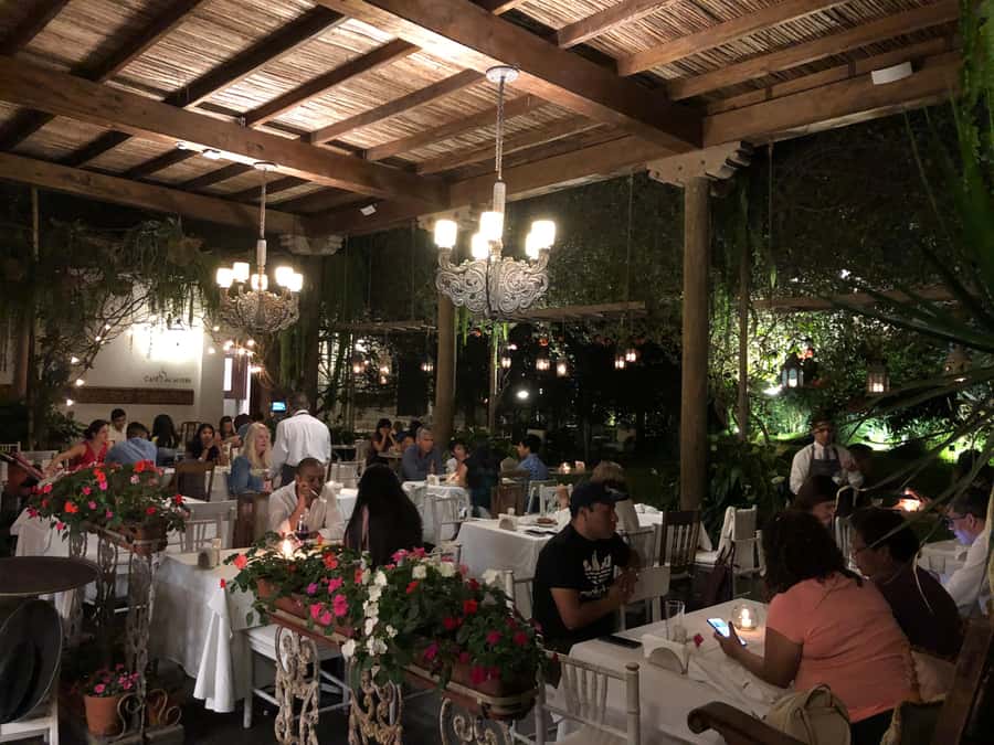 Lima: Huaca Ruins and Larco Museum at Night with Dinner - Should you book this tour?
