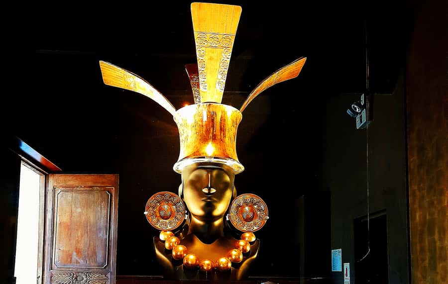 Lima: Larco Museum Entry Ticket & Guided Tour with Pickup - Should You Book This Larco Museum Tour?